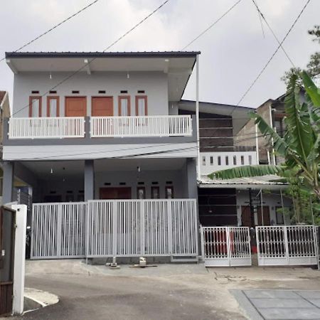 Nabila Syar'I Guest House Padalarang Buitenkant foto