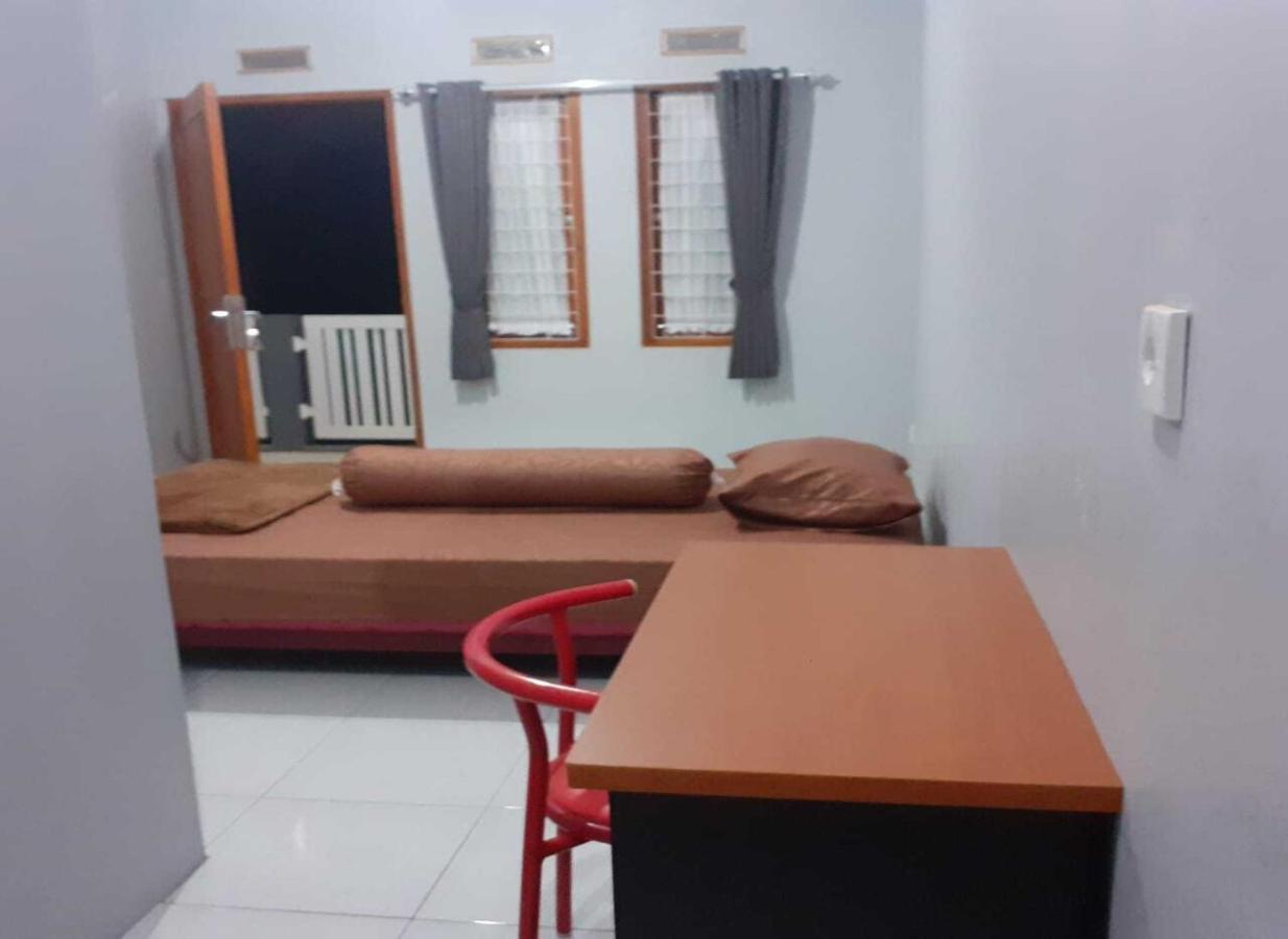 Nabila Syar'I Guest House Padalarang Buitenkant foto